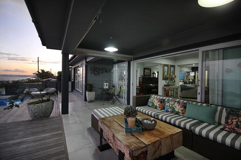 6 Bedroom Property for Sale in Reebok Western Cape